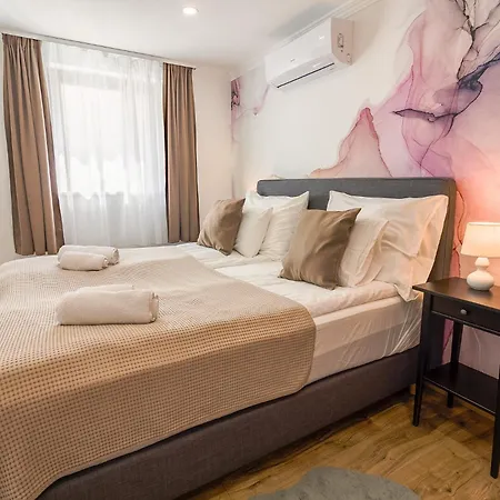 Apartment Monbuhim Premier *
